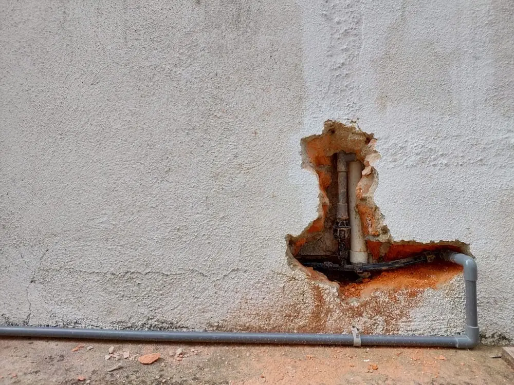 Débouchage Jette Bruxelles Capitale : Des tuyaux qui fuient dans le mur ou Débouchage égout Jette Bruxelles Capitale