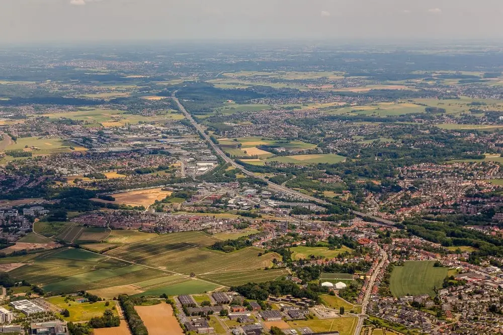 Débouchage Zaventem Ville de Belgique, vue de dessus depuis l'avion